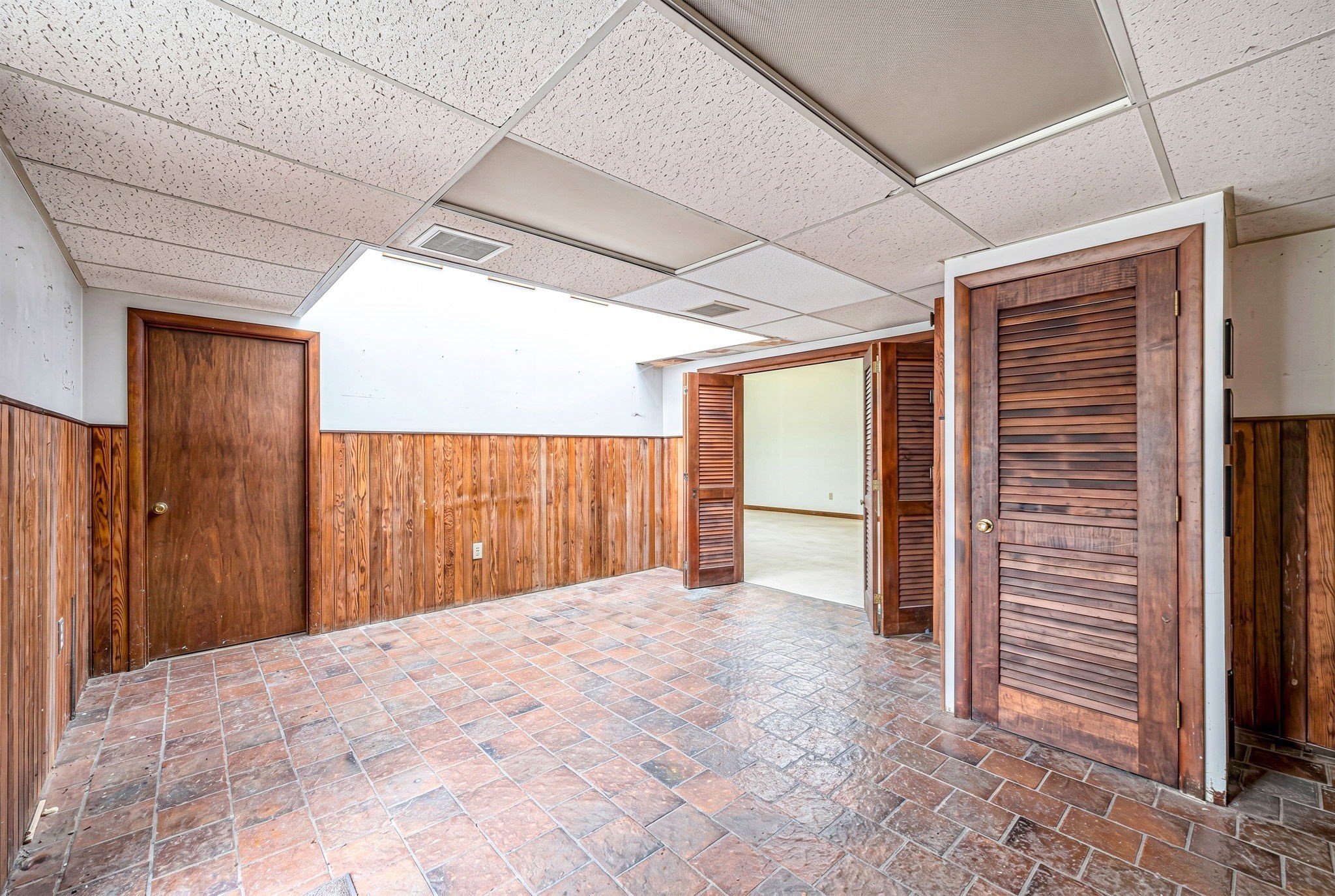 36 Loring Street Property Photo 18