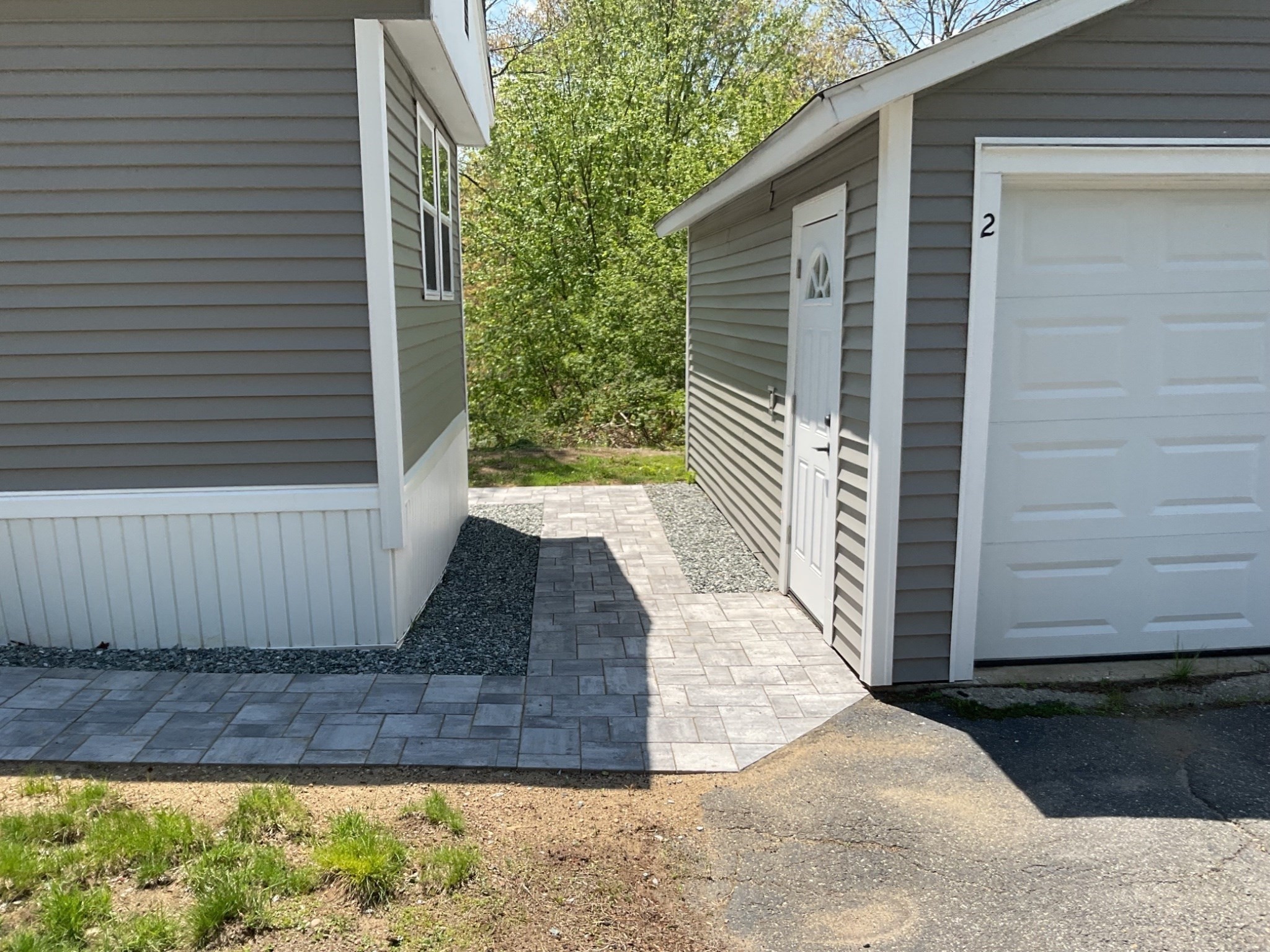 2 Sunnydale Circle Property Photo 3