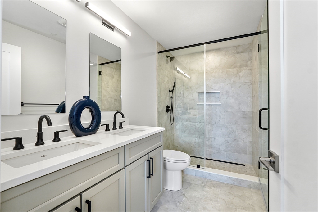 62 Foundry St # 505 Property Photo 13