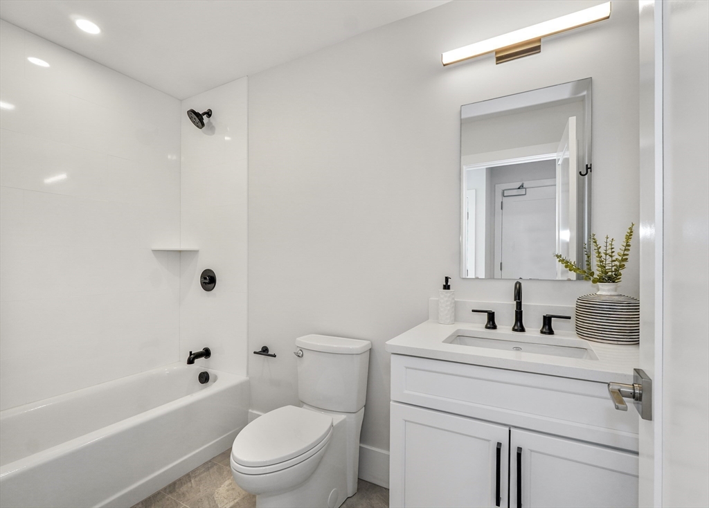 62 Foundry St # 505 Property Photo 23