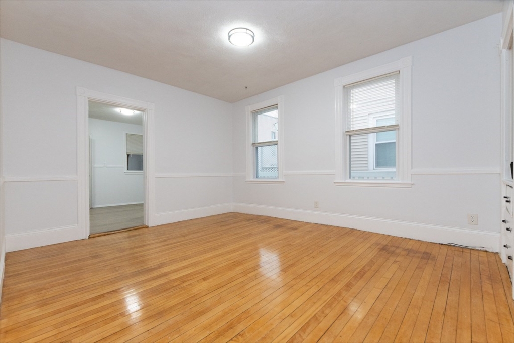 43-45 Crescent Street Property Photo 9