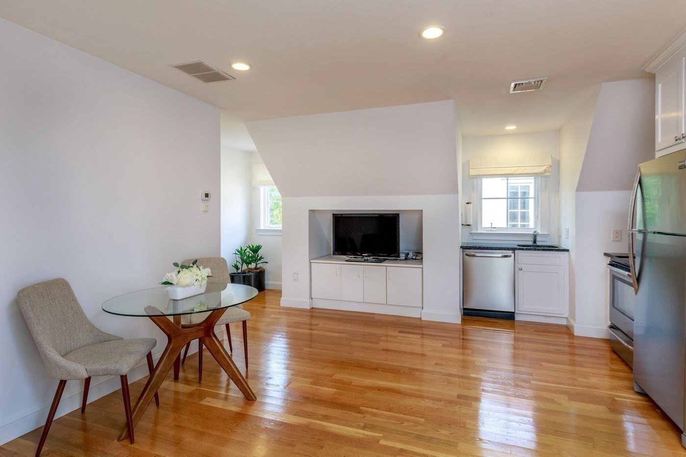 18 Longmeadow Drive Property Photo 33