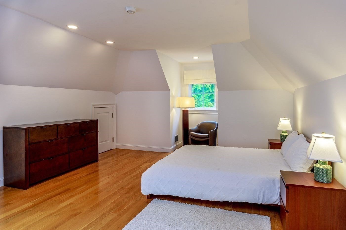 18 Longmeadow Drive Property Photo 34