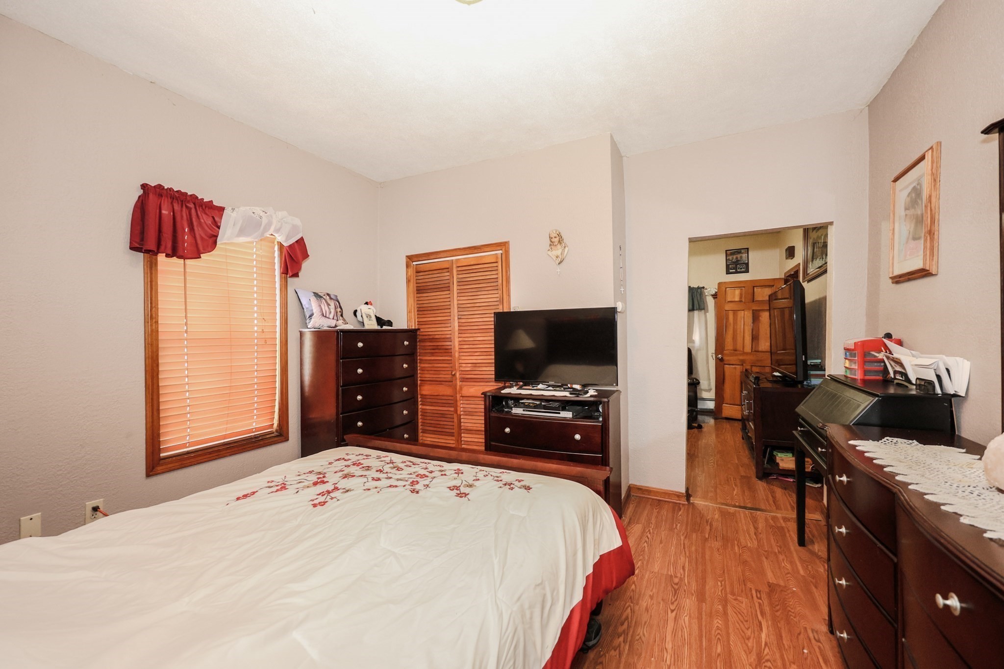 34 Franklin Ave Property Photo 9