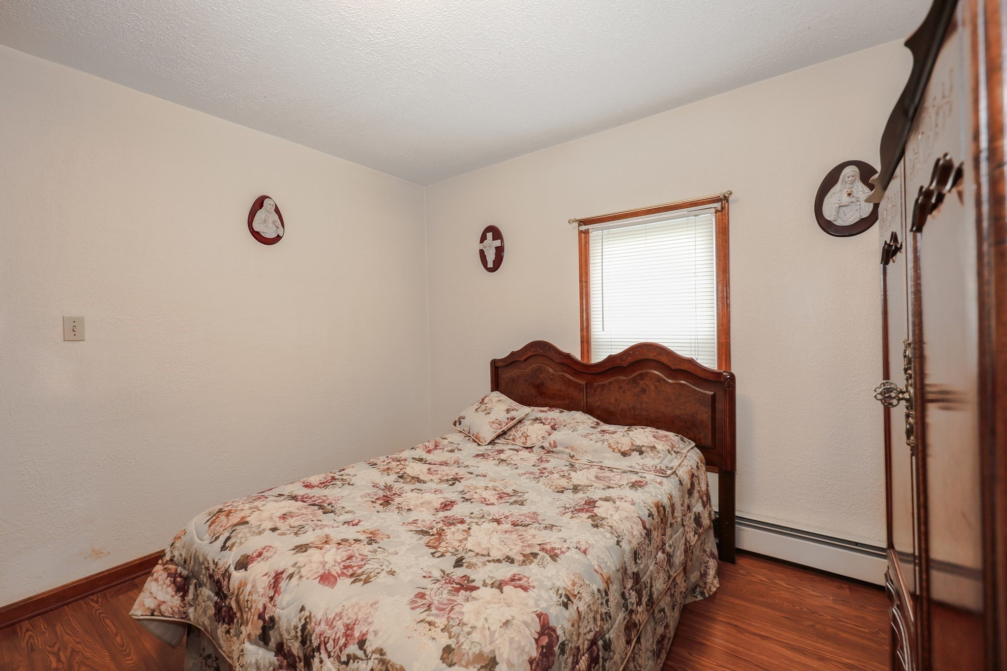 34 Franklin Ave Property Photo 28