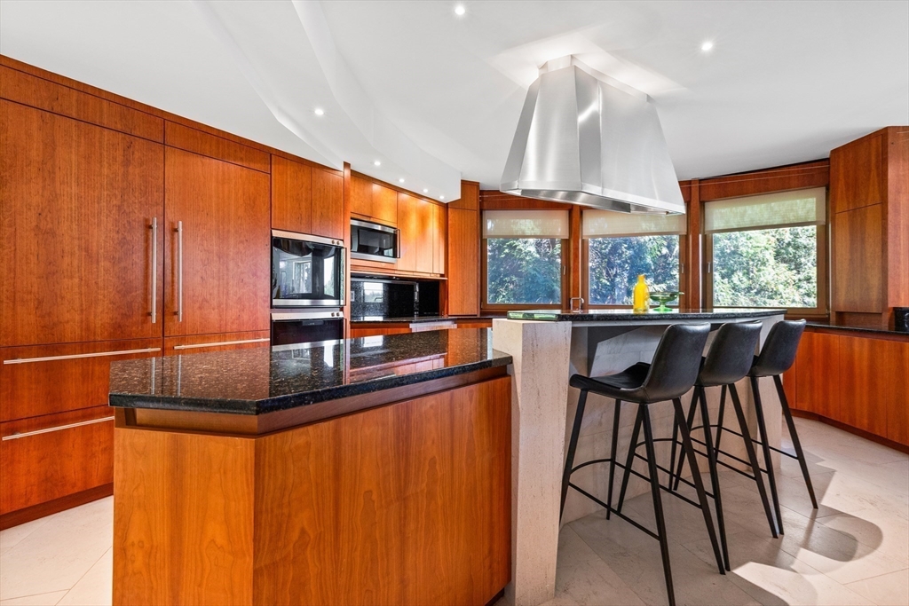 55 Leicester St Property Photo 8