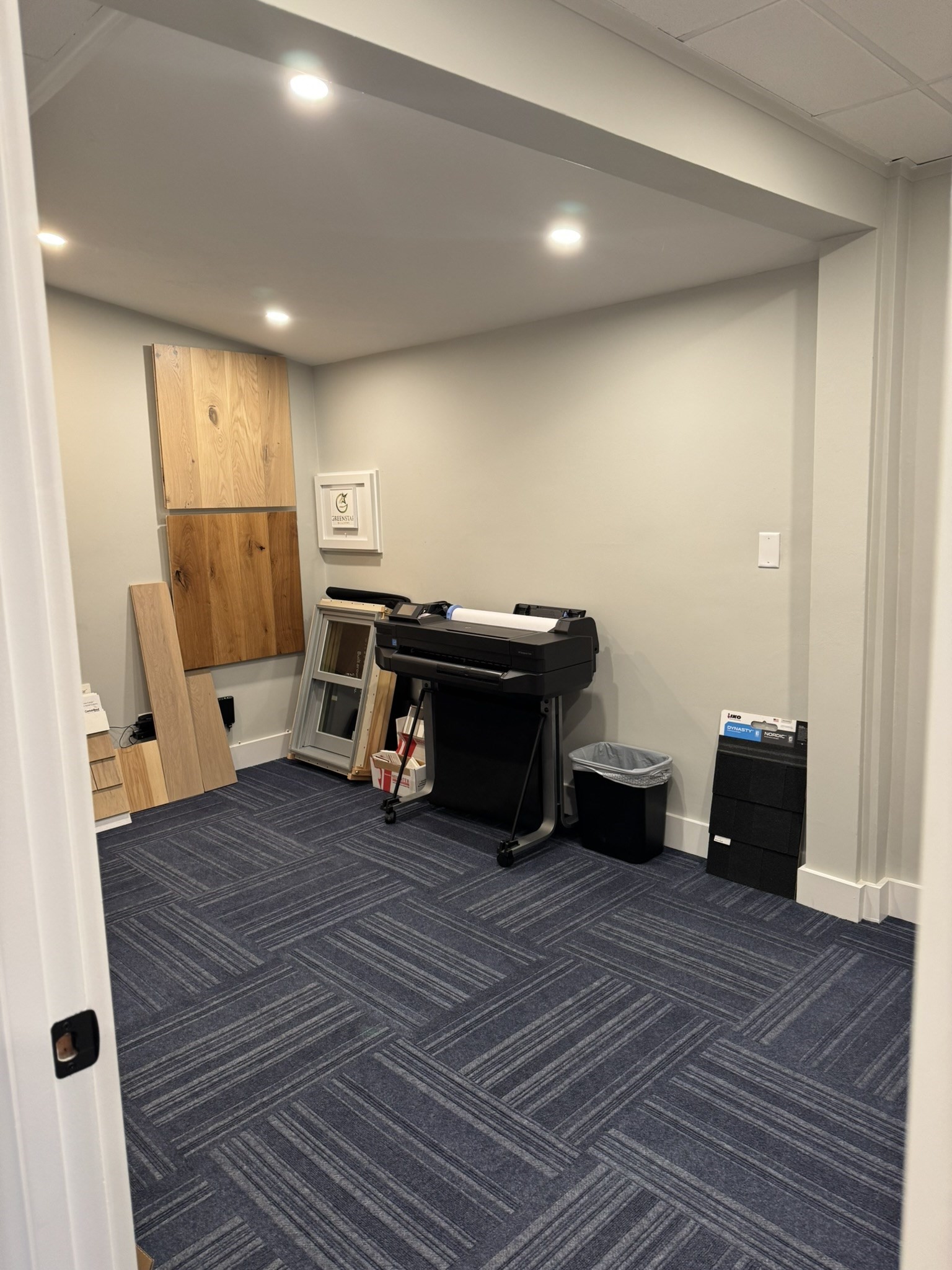 29 Washington St Property Photo 8