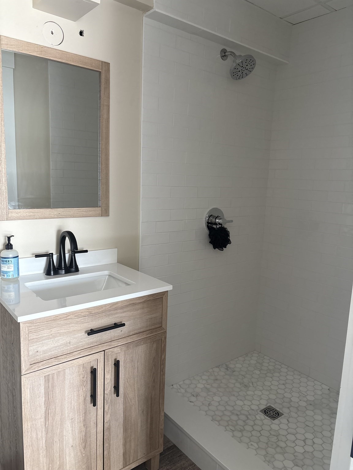 29 Washington St Property Photo 12