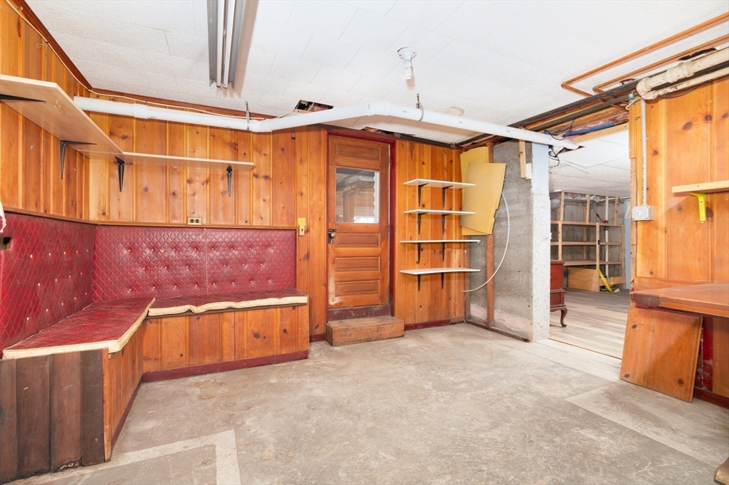 865 E Squantum St Property Photo 27