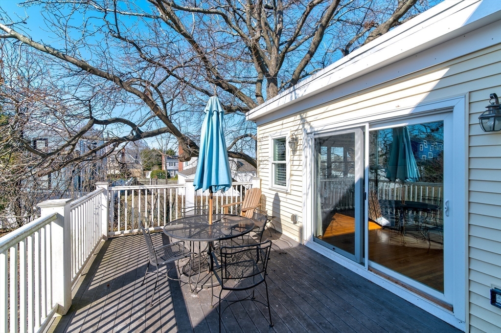 865 E Squantum St Property Photo 33