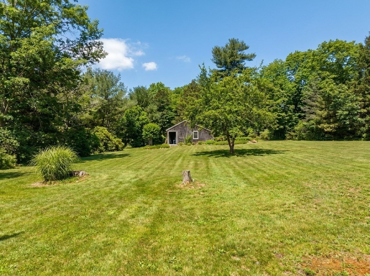 115 Kennedy Rd Property Photo 4