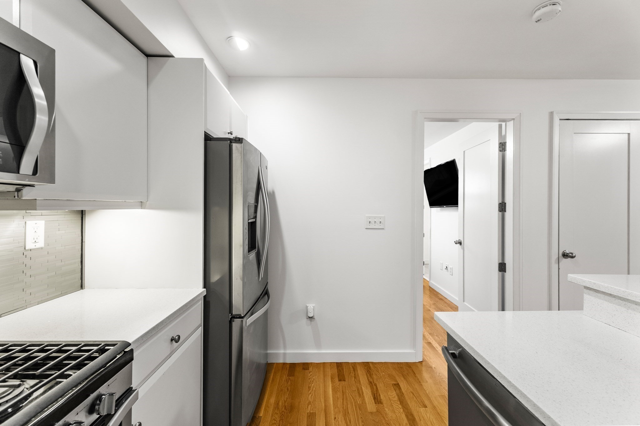 125 B St # 1d Property Photo 2