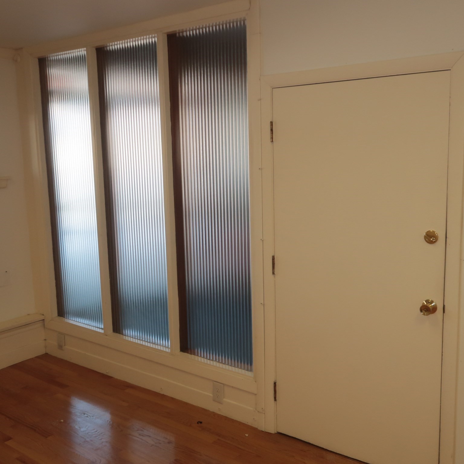 563 Broadway # B2 Property Photo 8