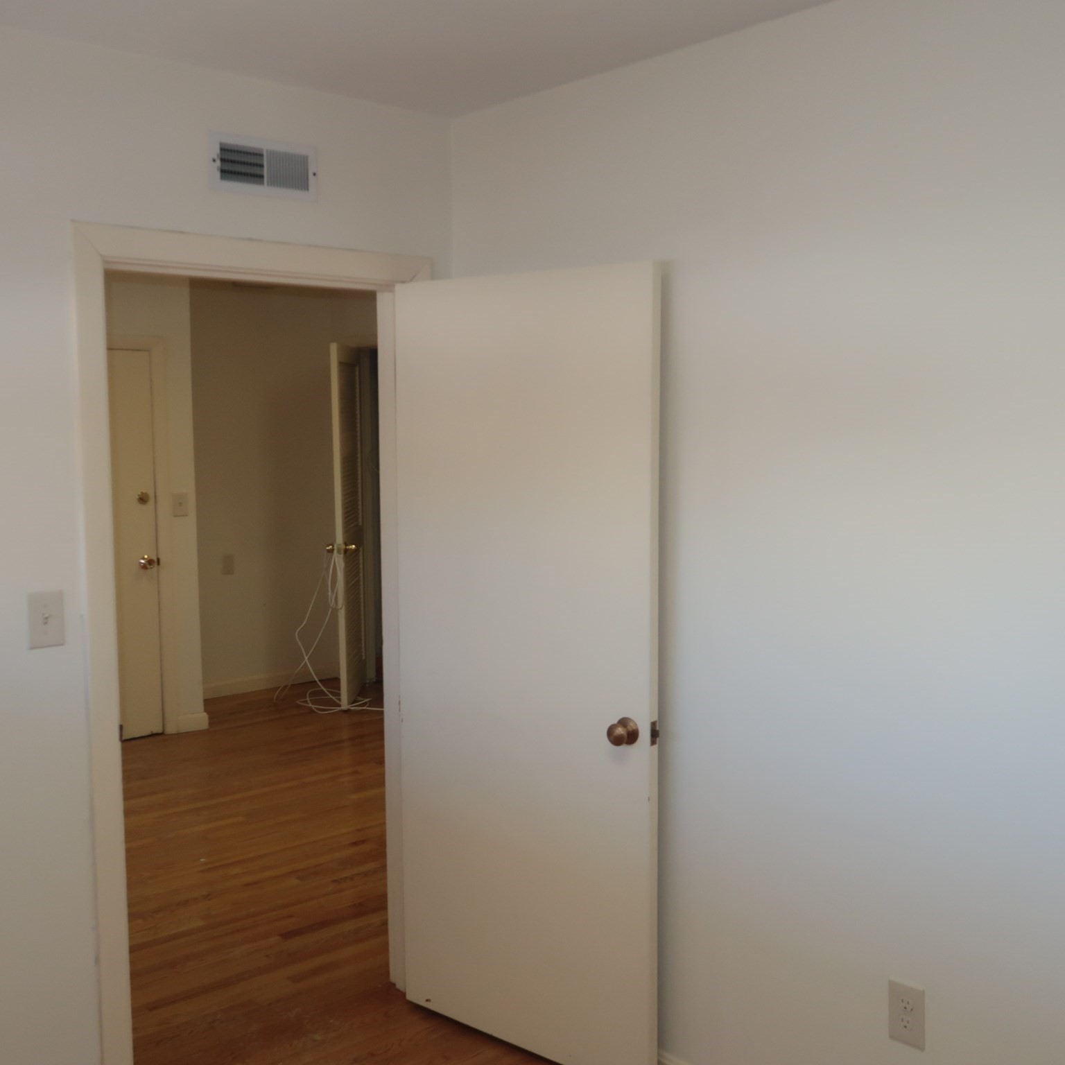563 Broadway # B2 Property Photo 15