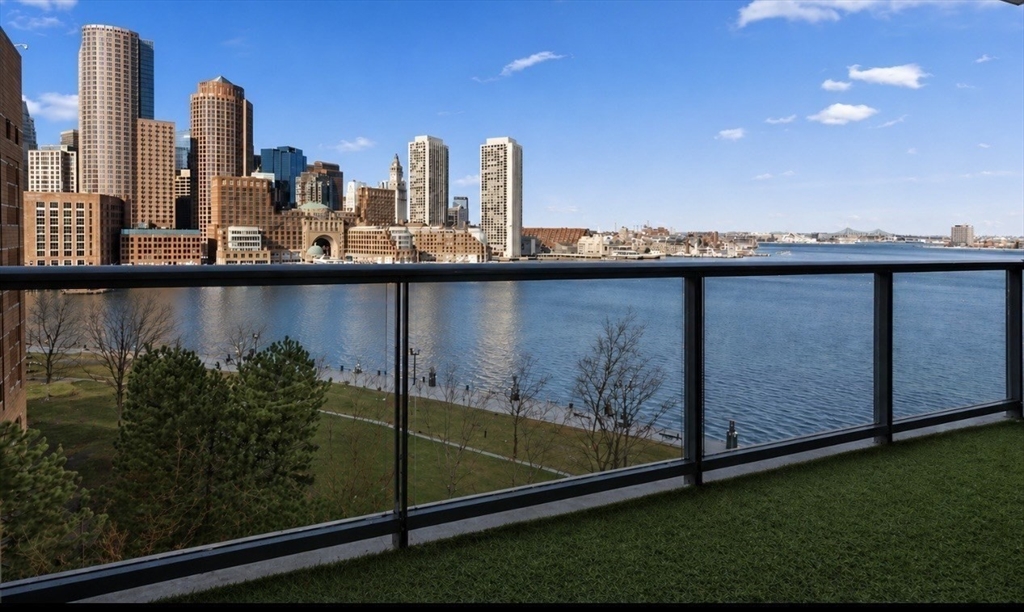 22 Liberty Dr # 7m Property Photo 13