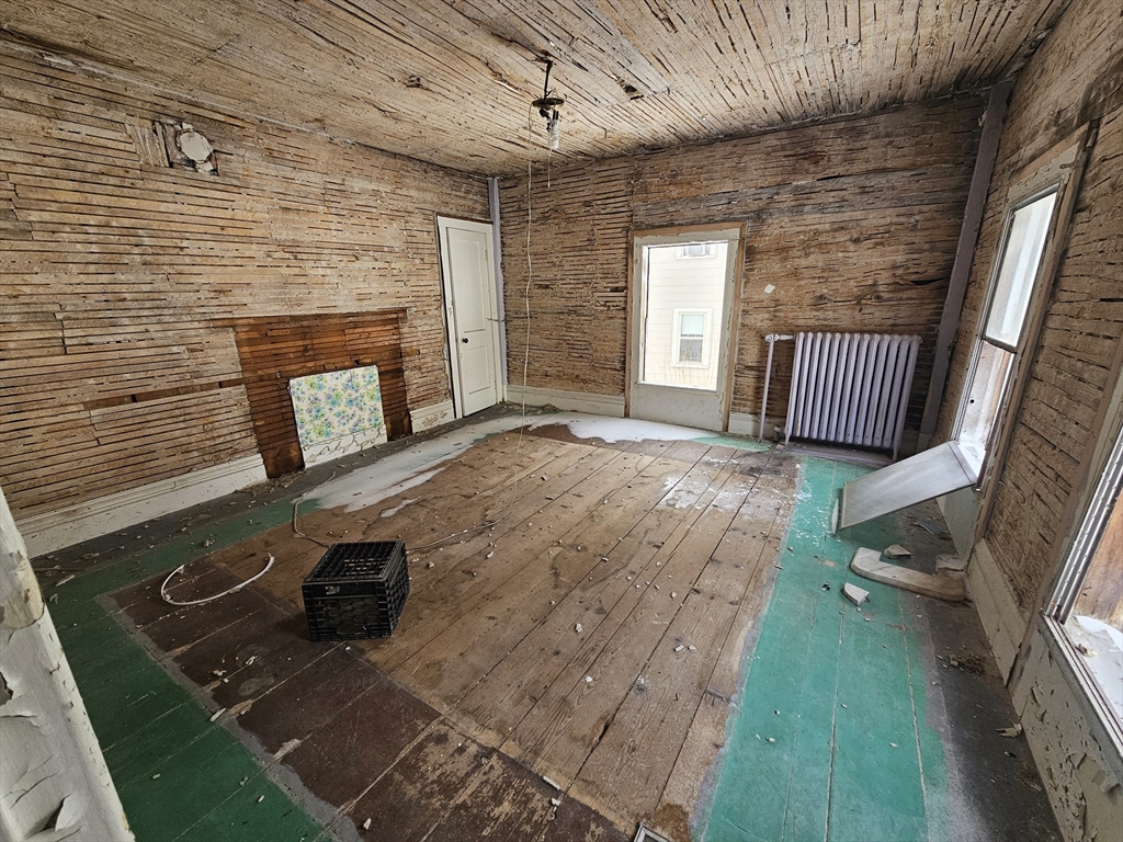 56 Liberty St Property Photo 2
