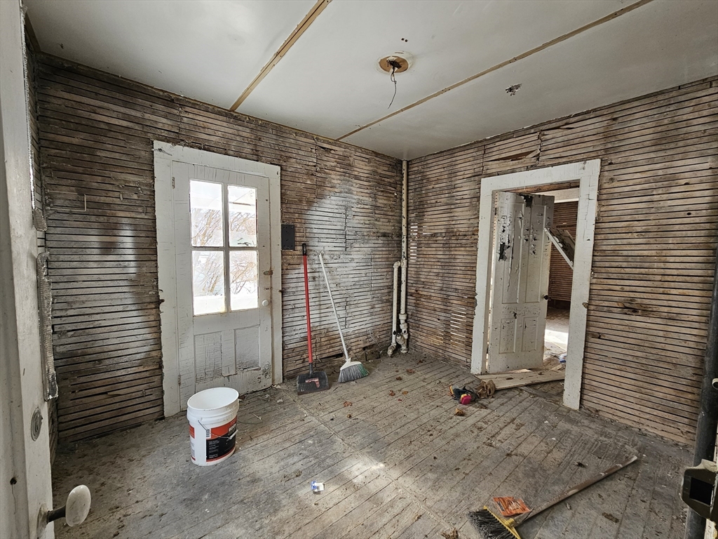 56 Liberty St Property Photo 14