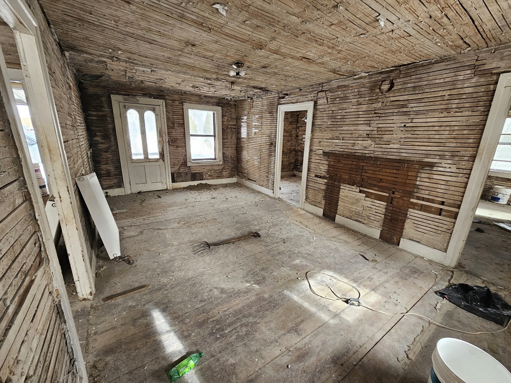 56 Liberty St Property Photo 21