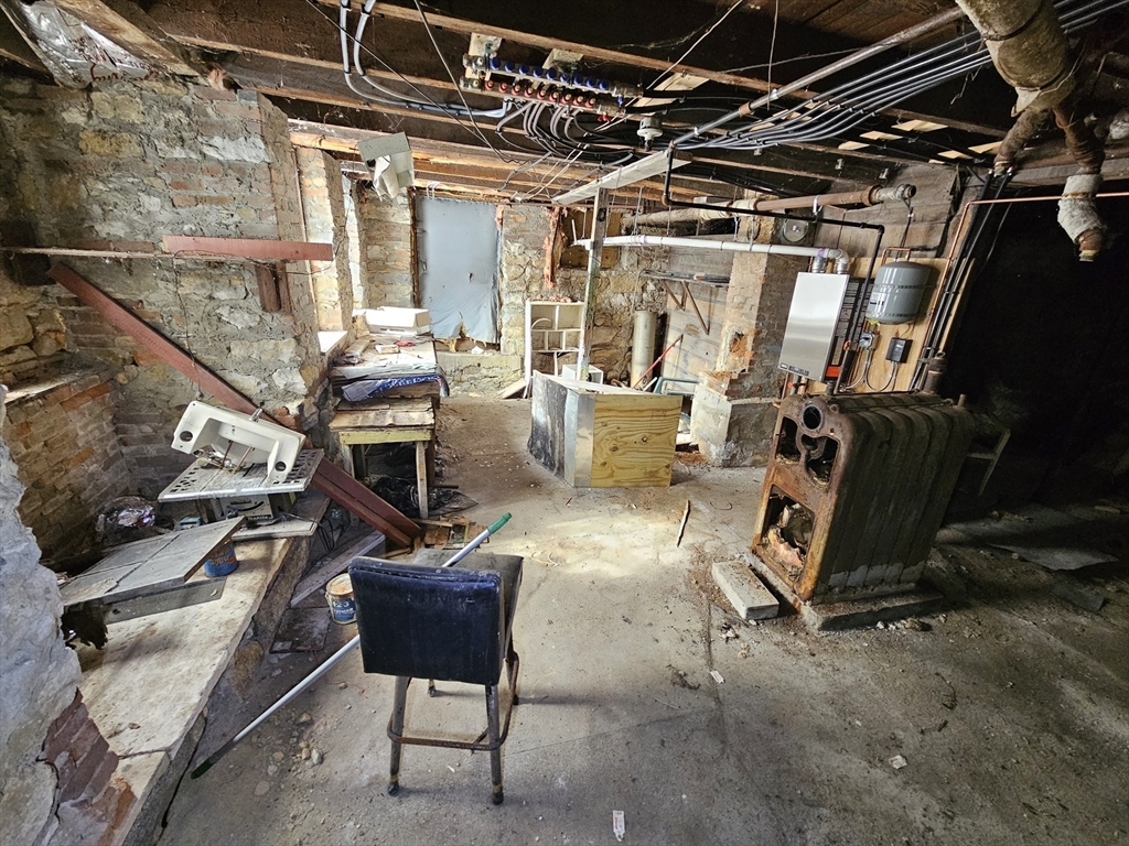 56 Liberty St Property Photo 31