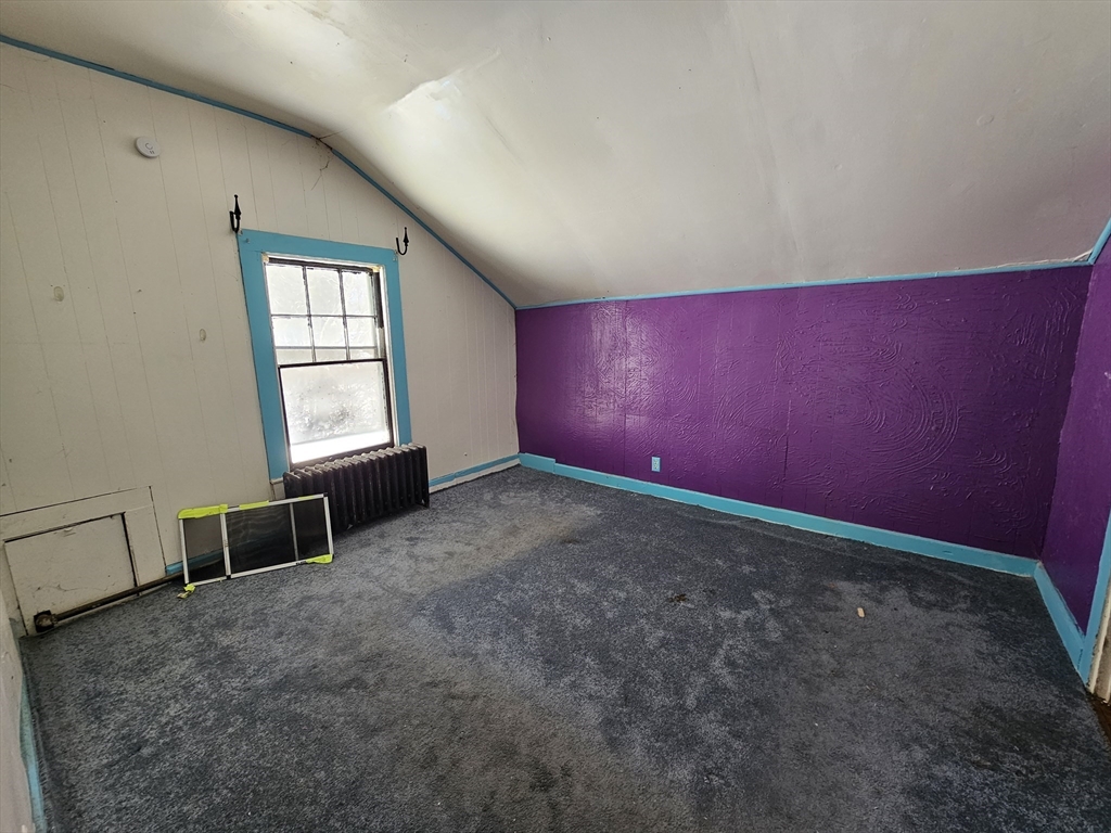 24 Spring St Property Photo 6