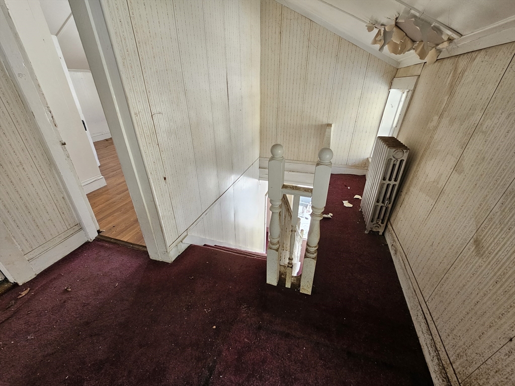 24 Spring St Property Photo 10