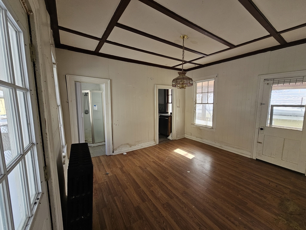 24 Spring St Property Photo 15
