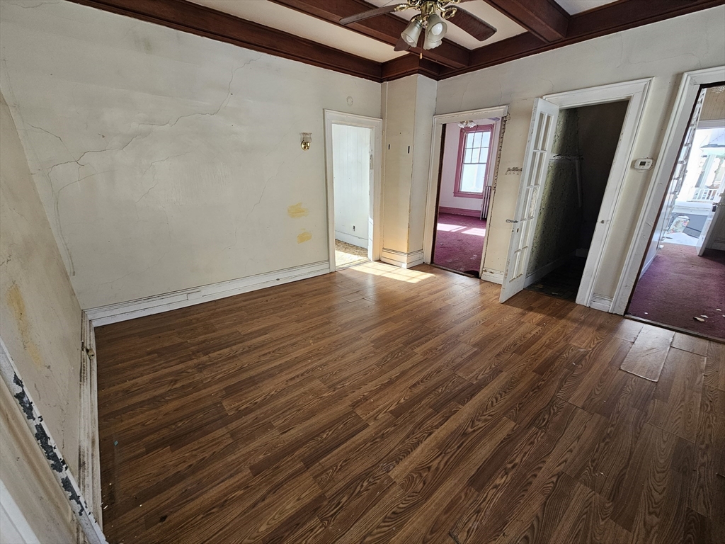 24 Spring St Property Photo 16