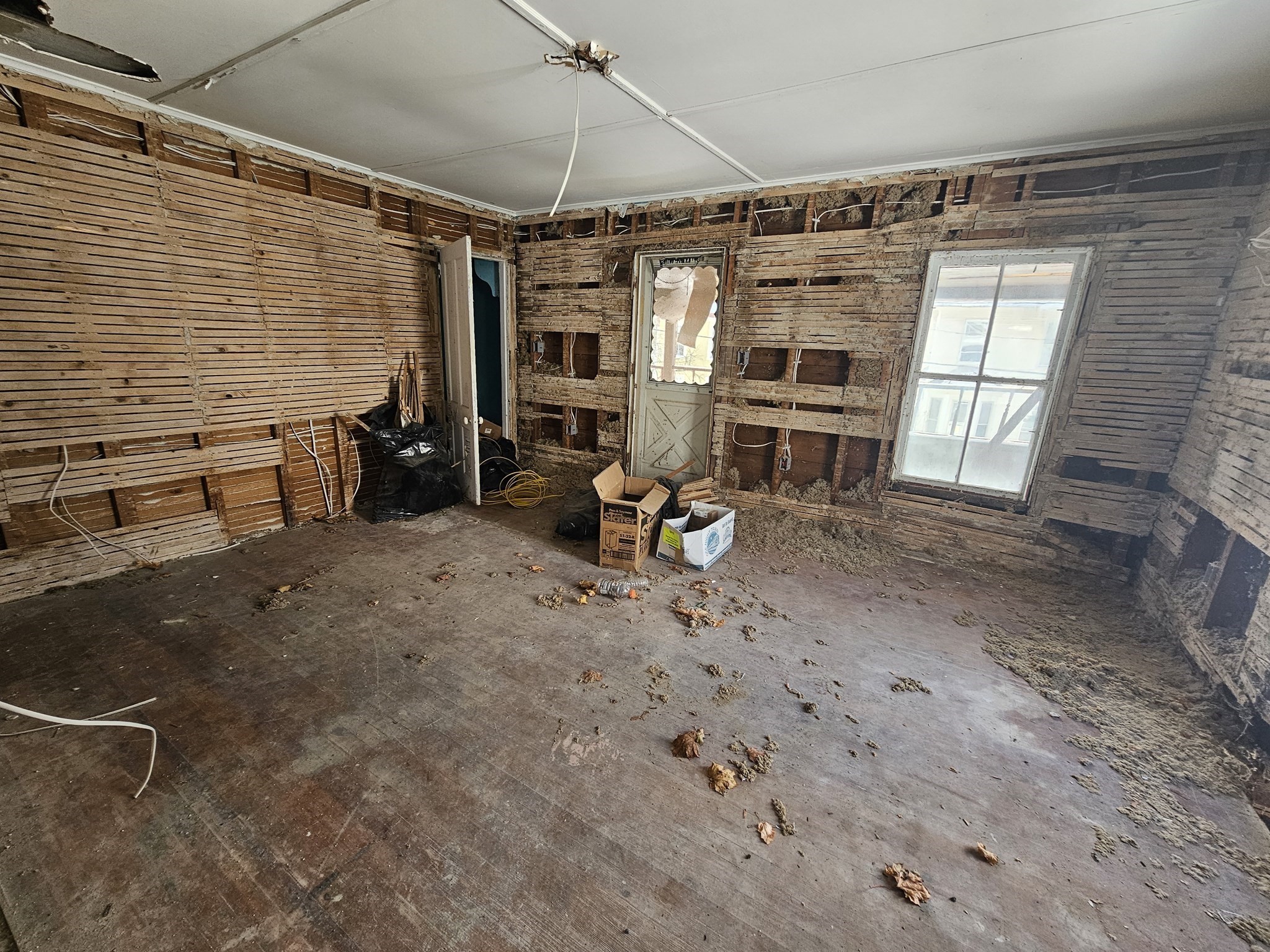 27 Hall St Property Photo 3