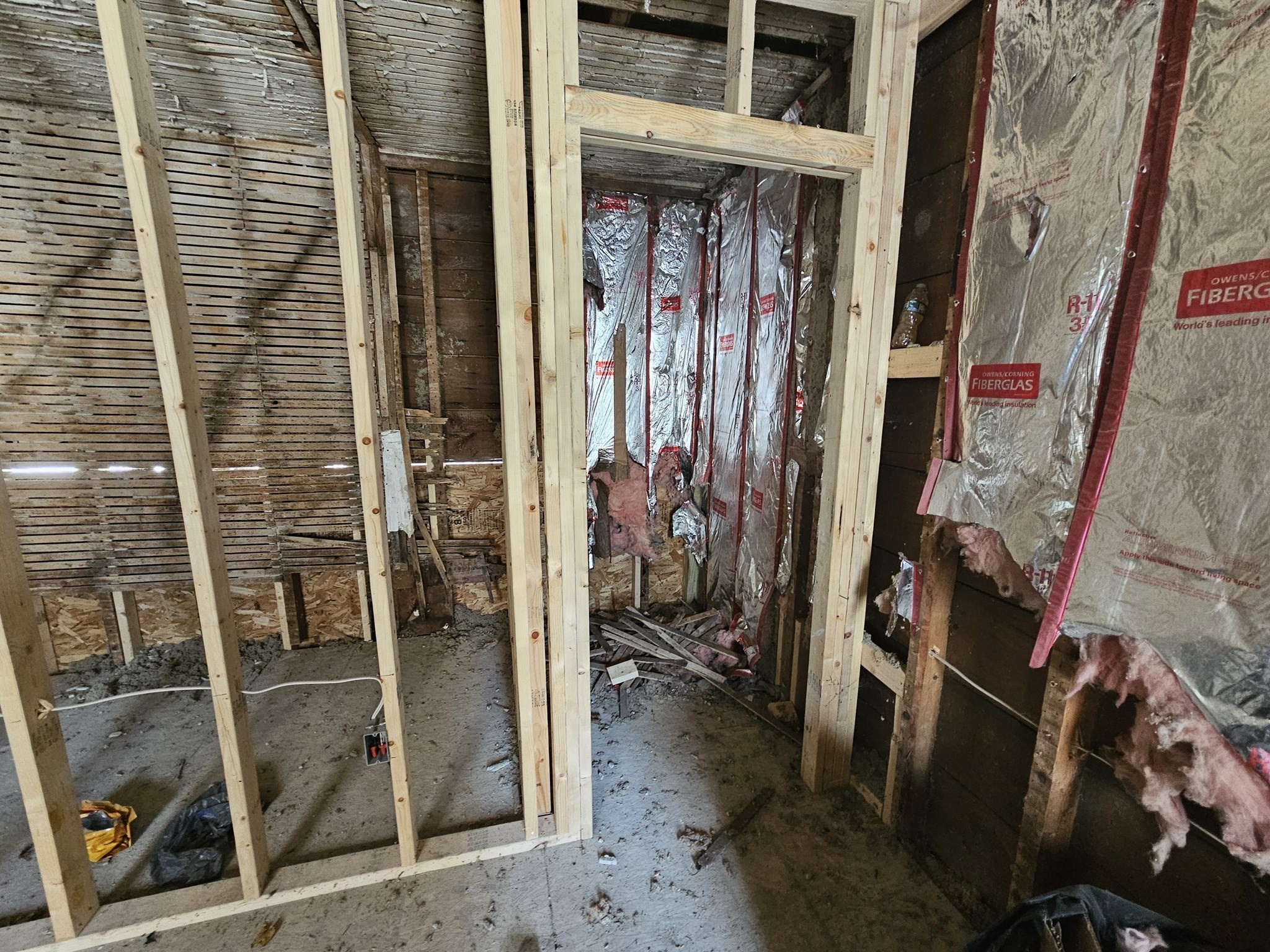 27 Hall St Property Photo 12