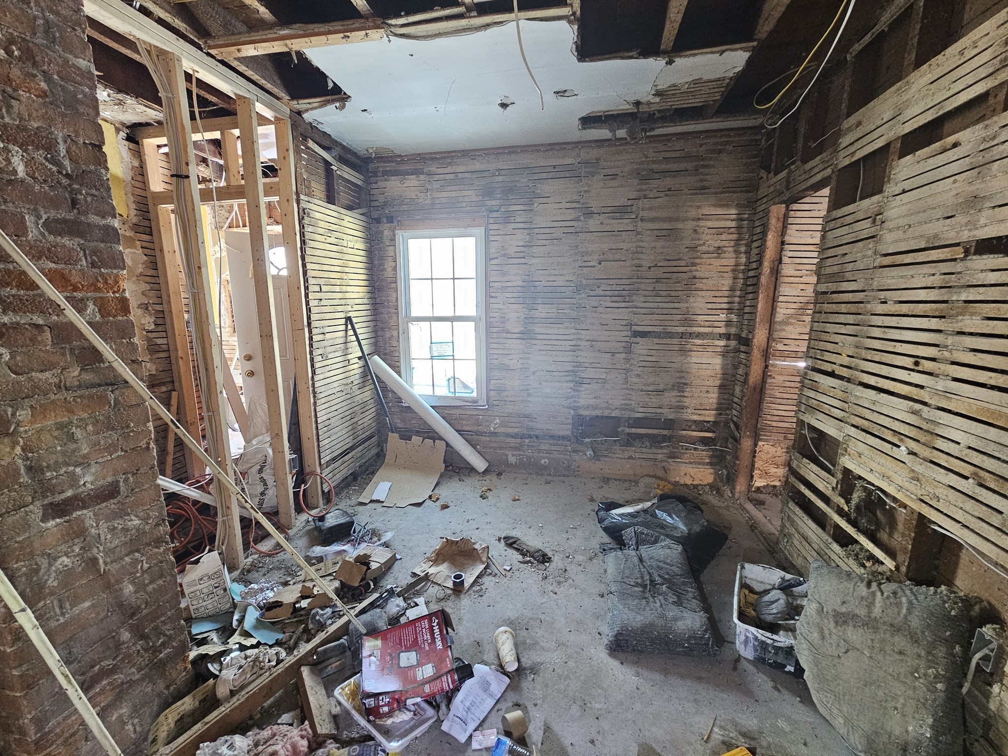27 Hall St Property Photo 15