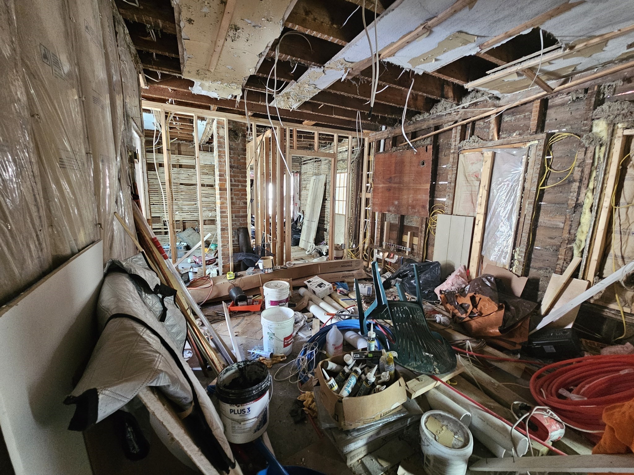 27 Hall St Property Photo 17