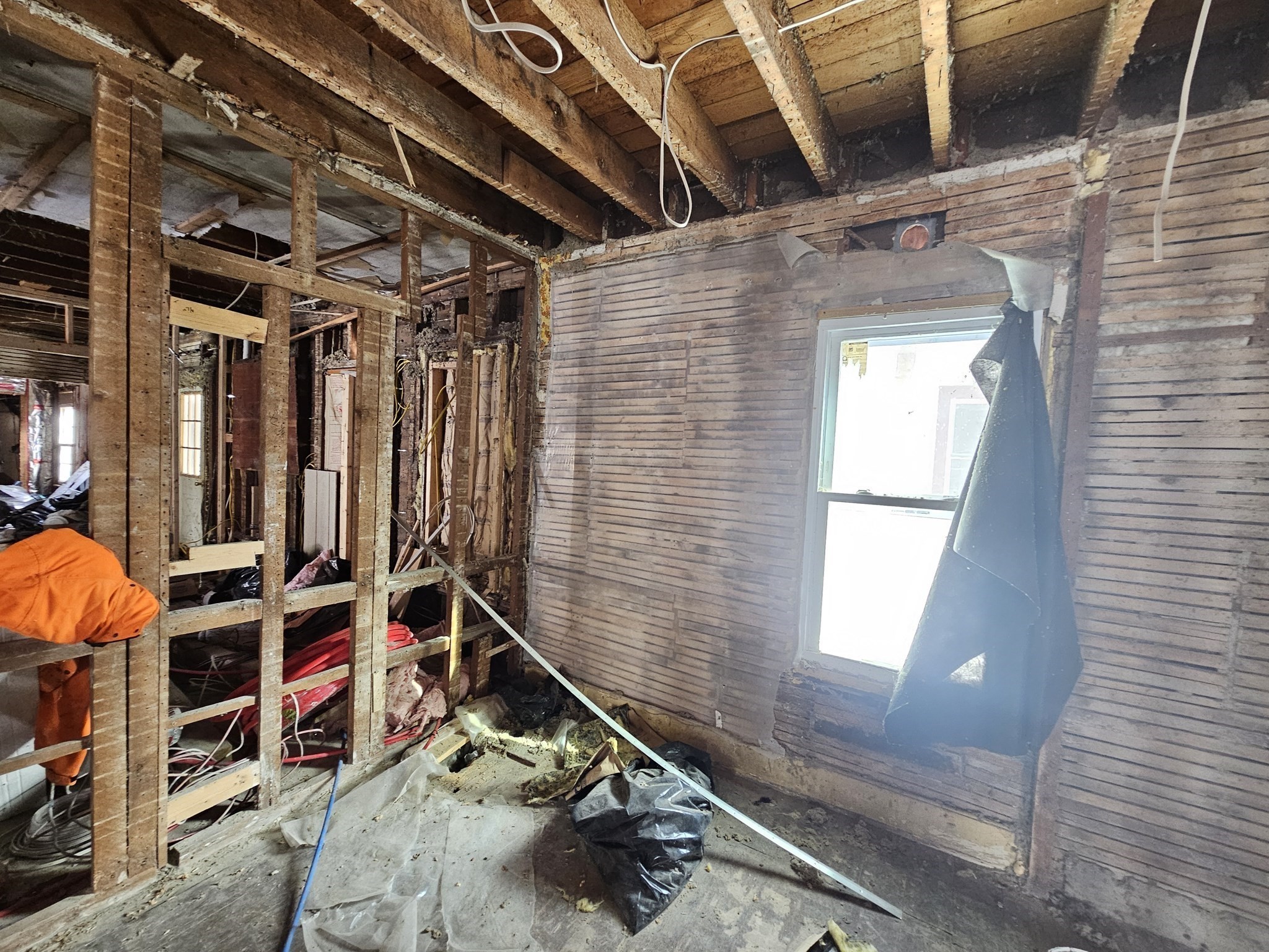 27 Hall St Property Photo 19