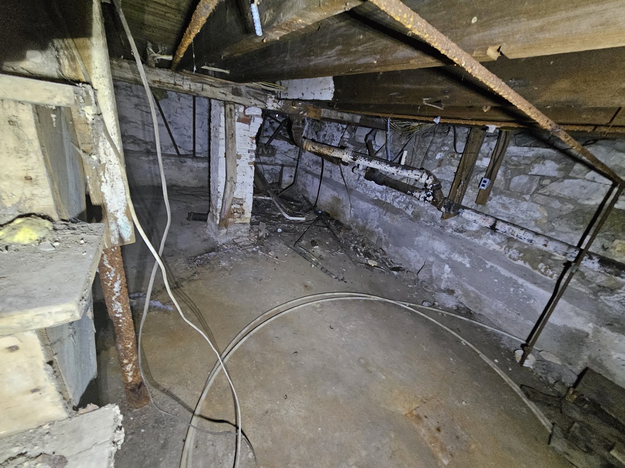 27 Hall St Property Photo 25