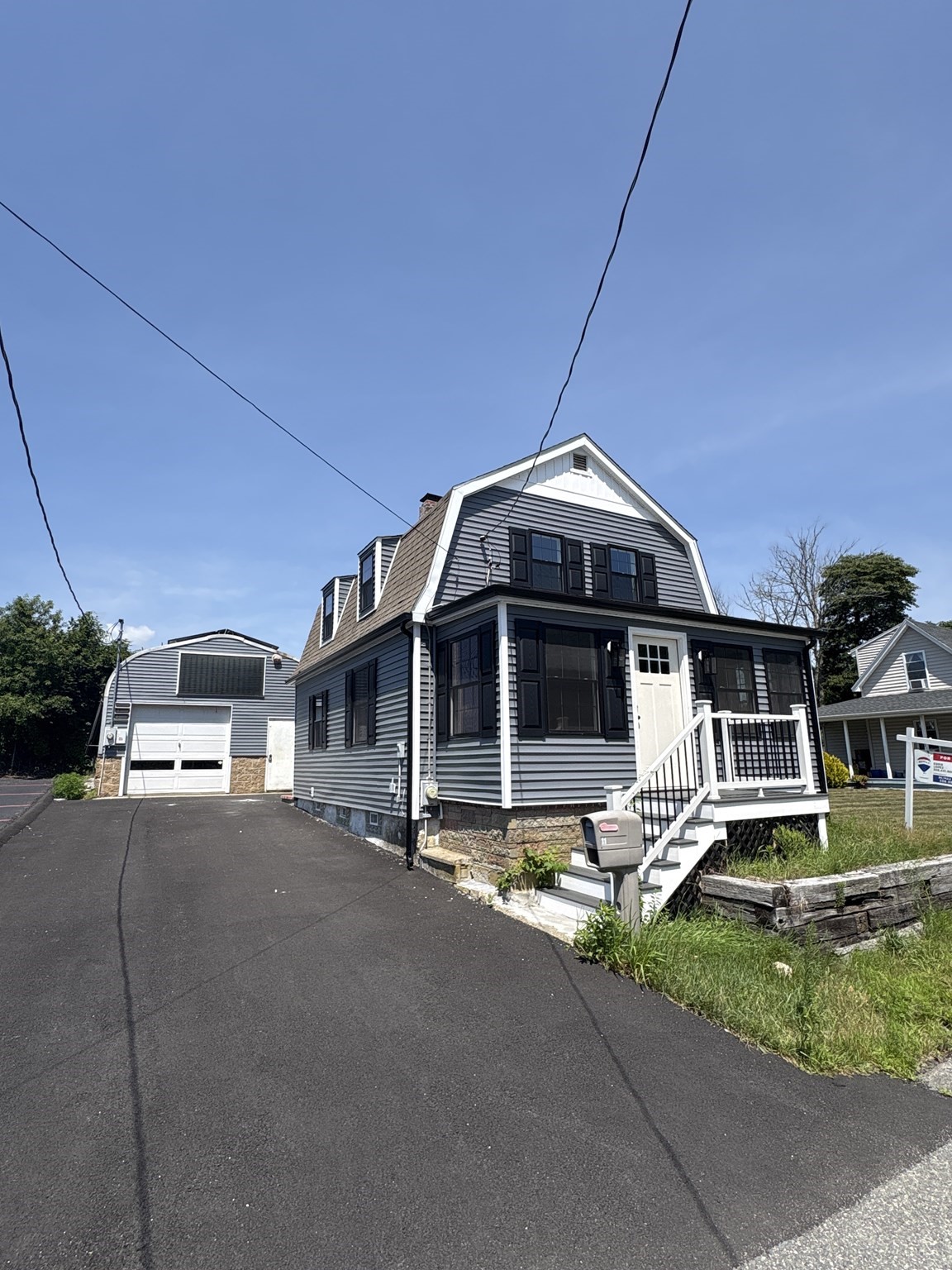 11 Boylston St Property Photo 1