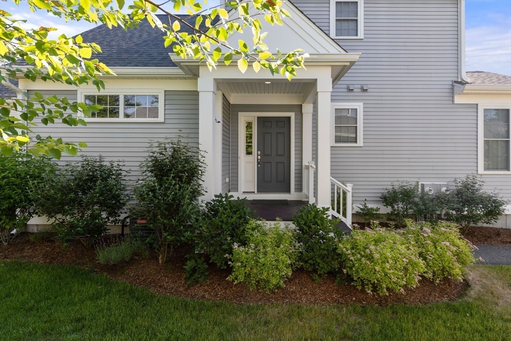 44 Mariners Way # 44 Property Photo 2