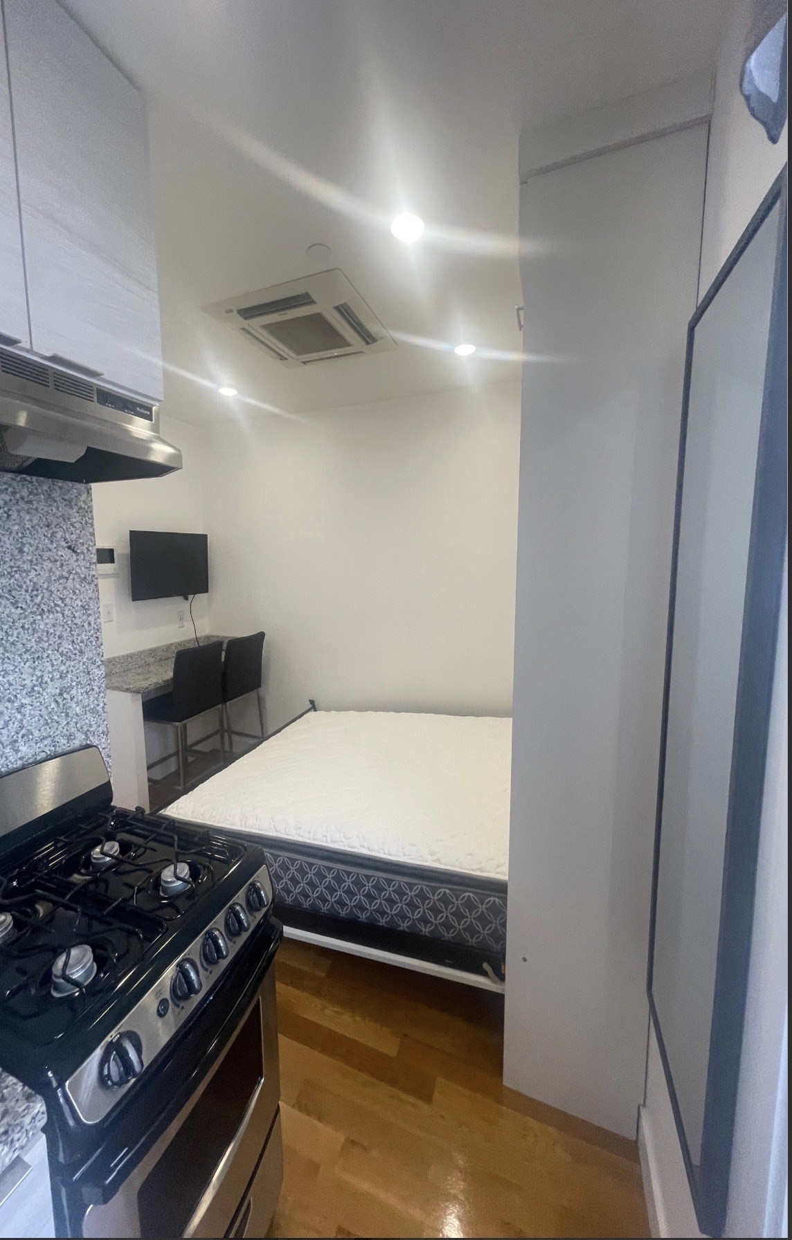 21 Fifth St # 11 Property Photo 6