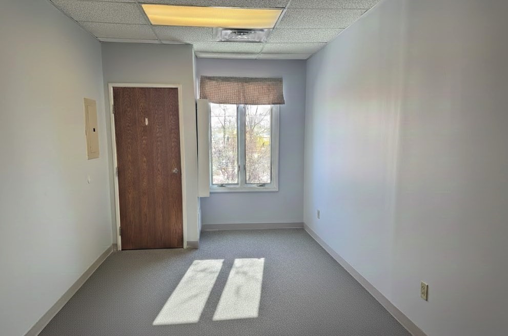 78 Faunce Corner Mall Road # 545 Property Photo 4
