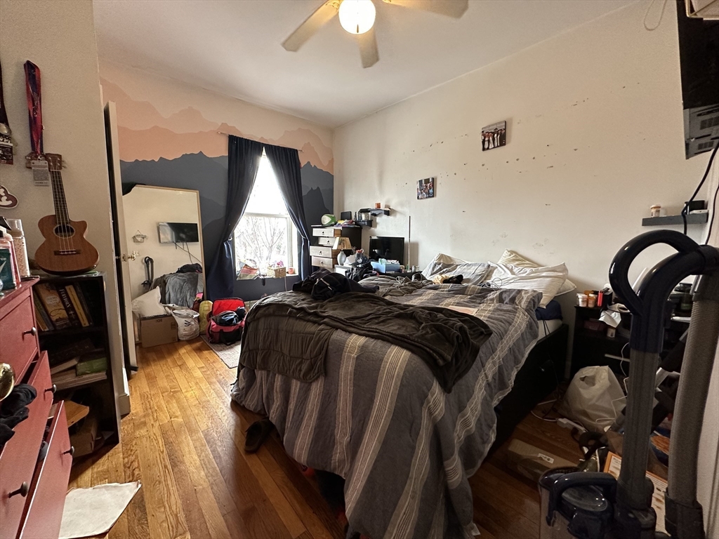 1677 Washington St # 1 Property Photo 5