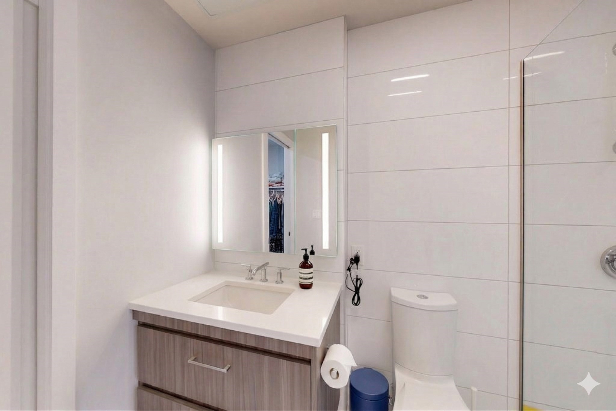 50 Symphony Rd # 402 Property Photo 12