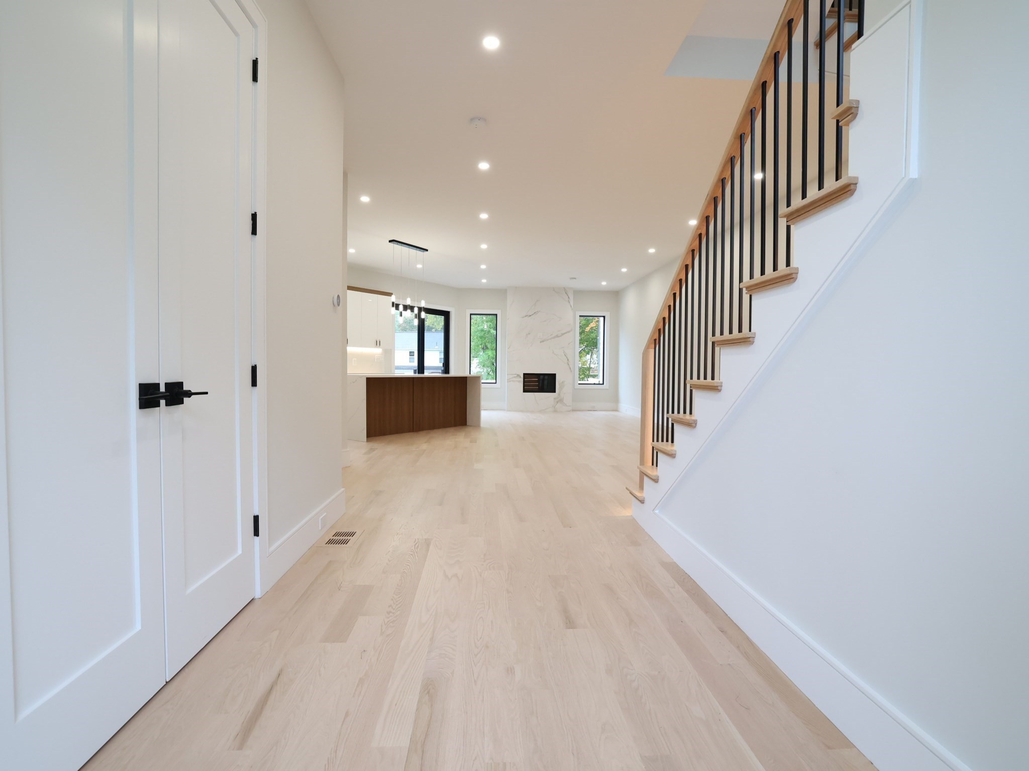 18 Josselyn Pl # 18 Property Photo 12