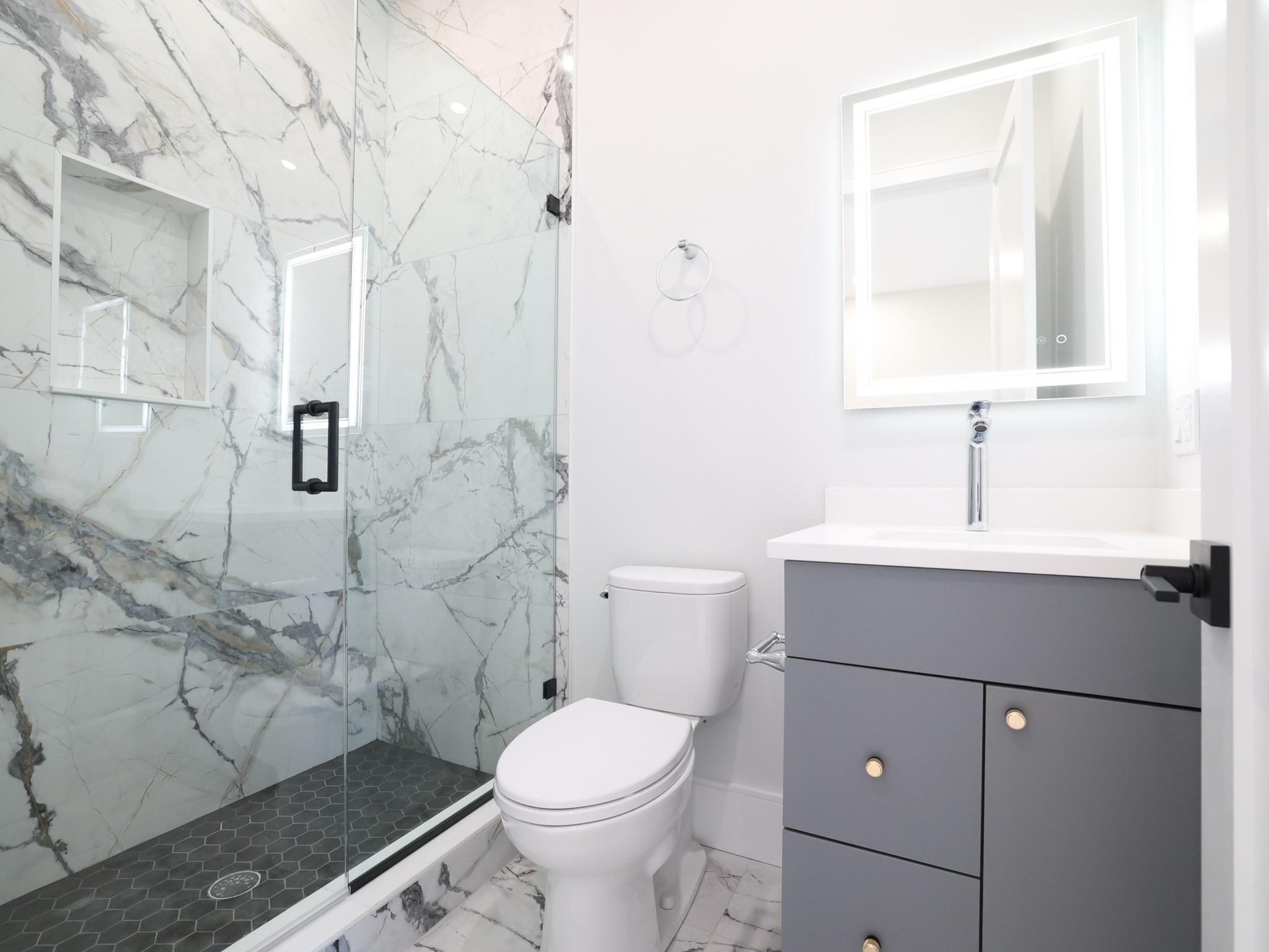 18 Josselyn Pl # 18 Property Photo 25