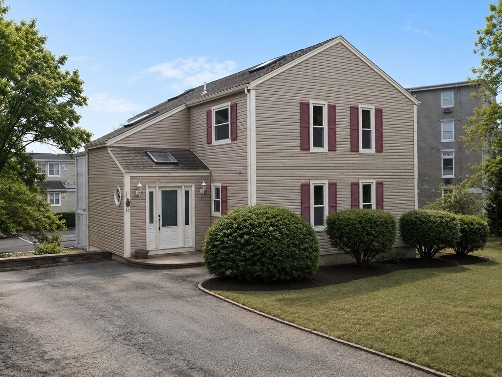 40 Menotomy Rd. Property Photo 1