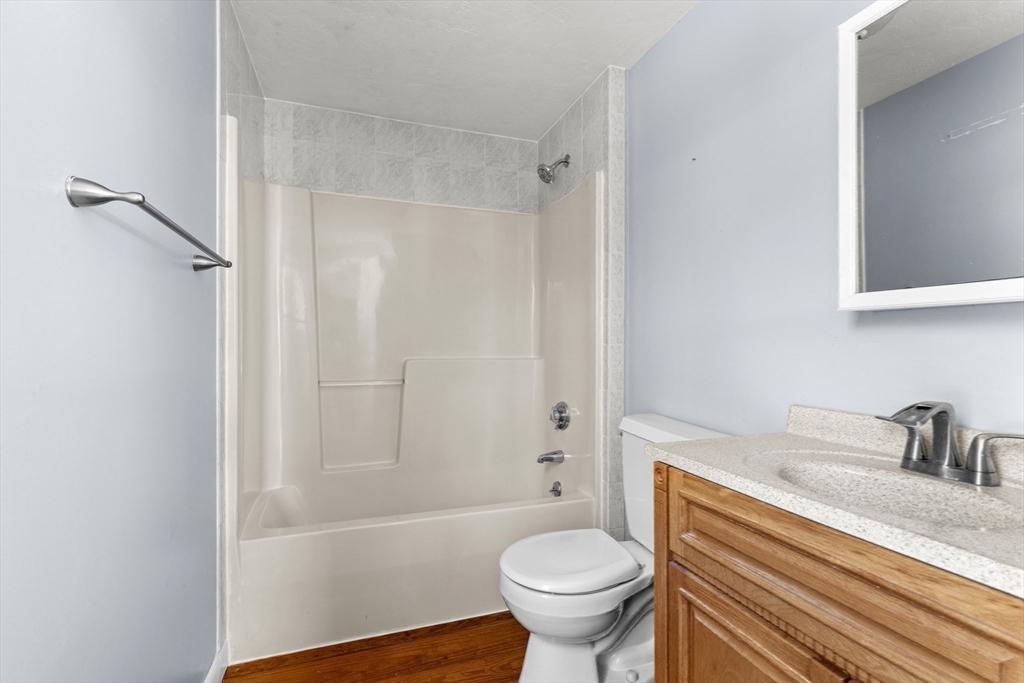 40 Menotomy Rd. Property Photo 11