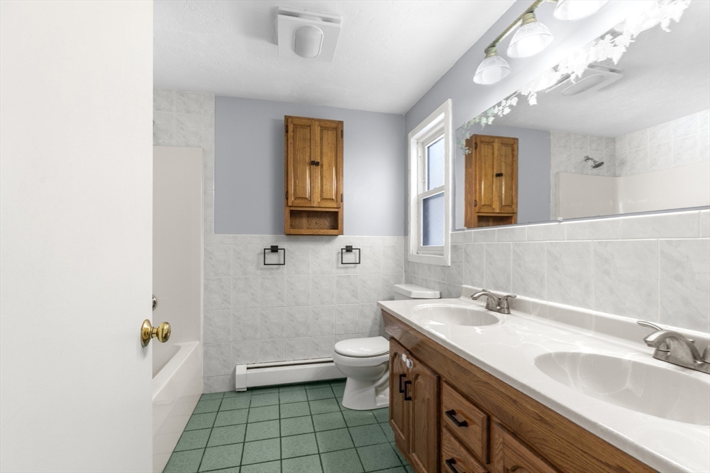 40 Menotomy Rd. Property Photo 17