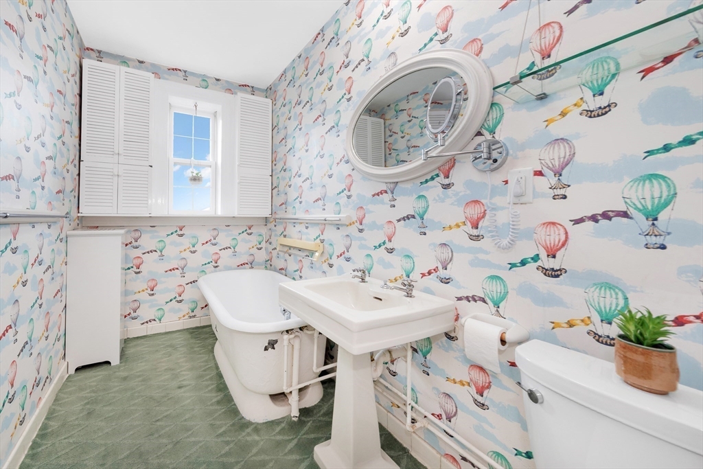 985 Memorial Drive # 603 Property Photo 20