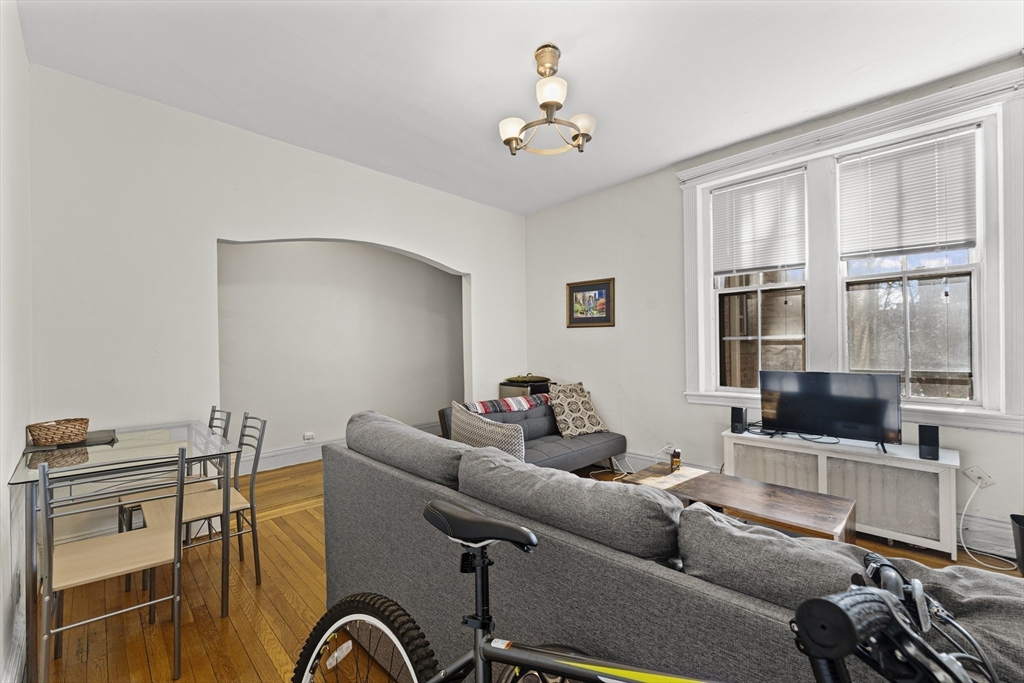 63 Longwood Ave # 2 Property Photo 11