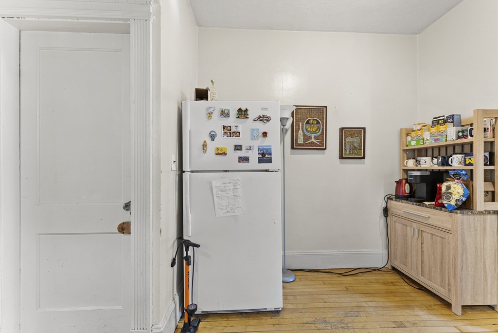 63 Longwood Ave # 2 Property Photo 14
