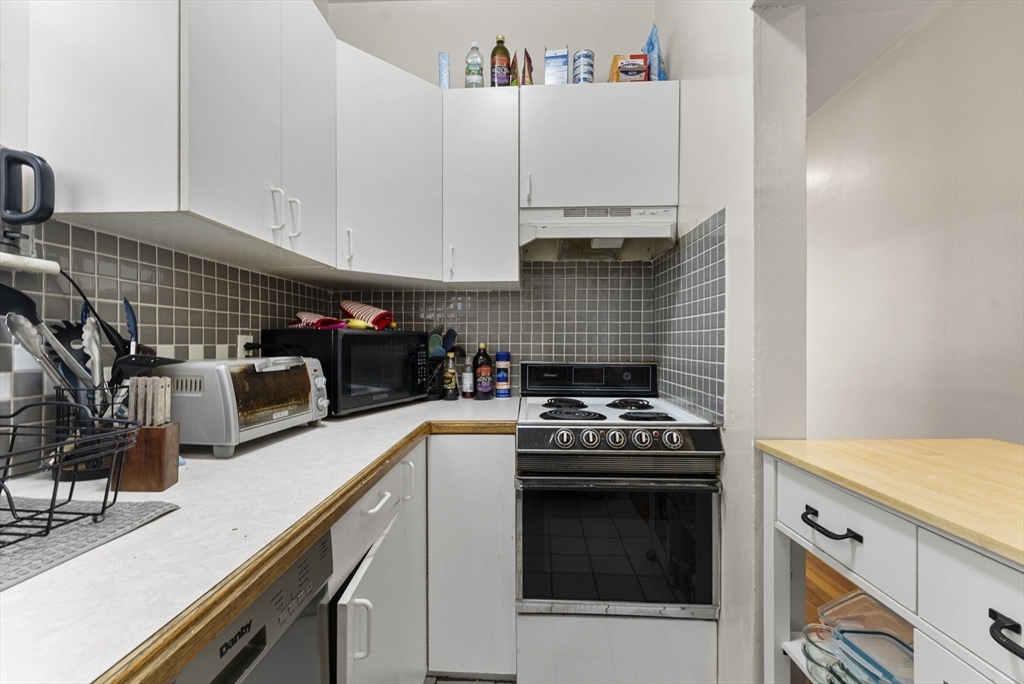 63 Longwood Ave # 2 Property Photo 16
