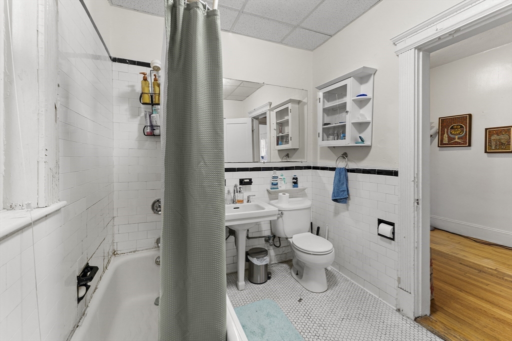 63 Longwood Ave # 2 Property Photo 17