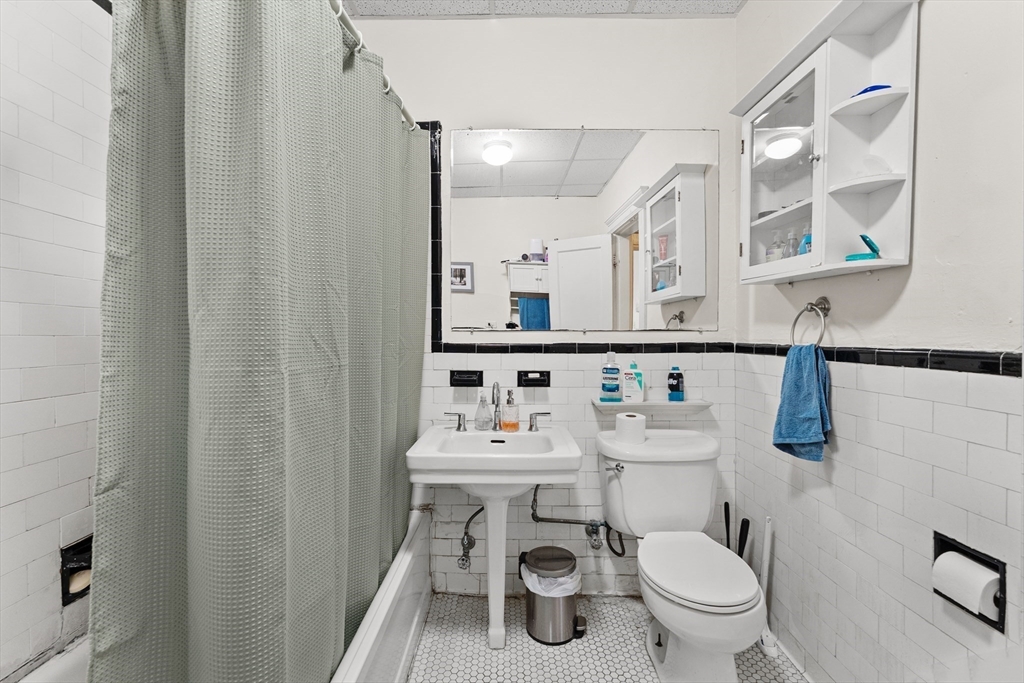 63 Longwood Ave # 2 Property Photo 19